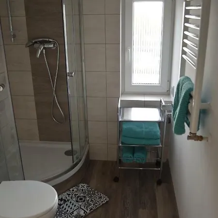 Nad Jeziorem Apartment *